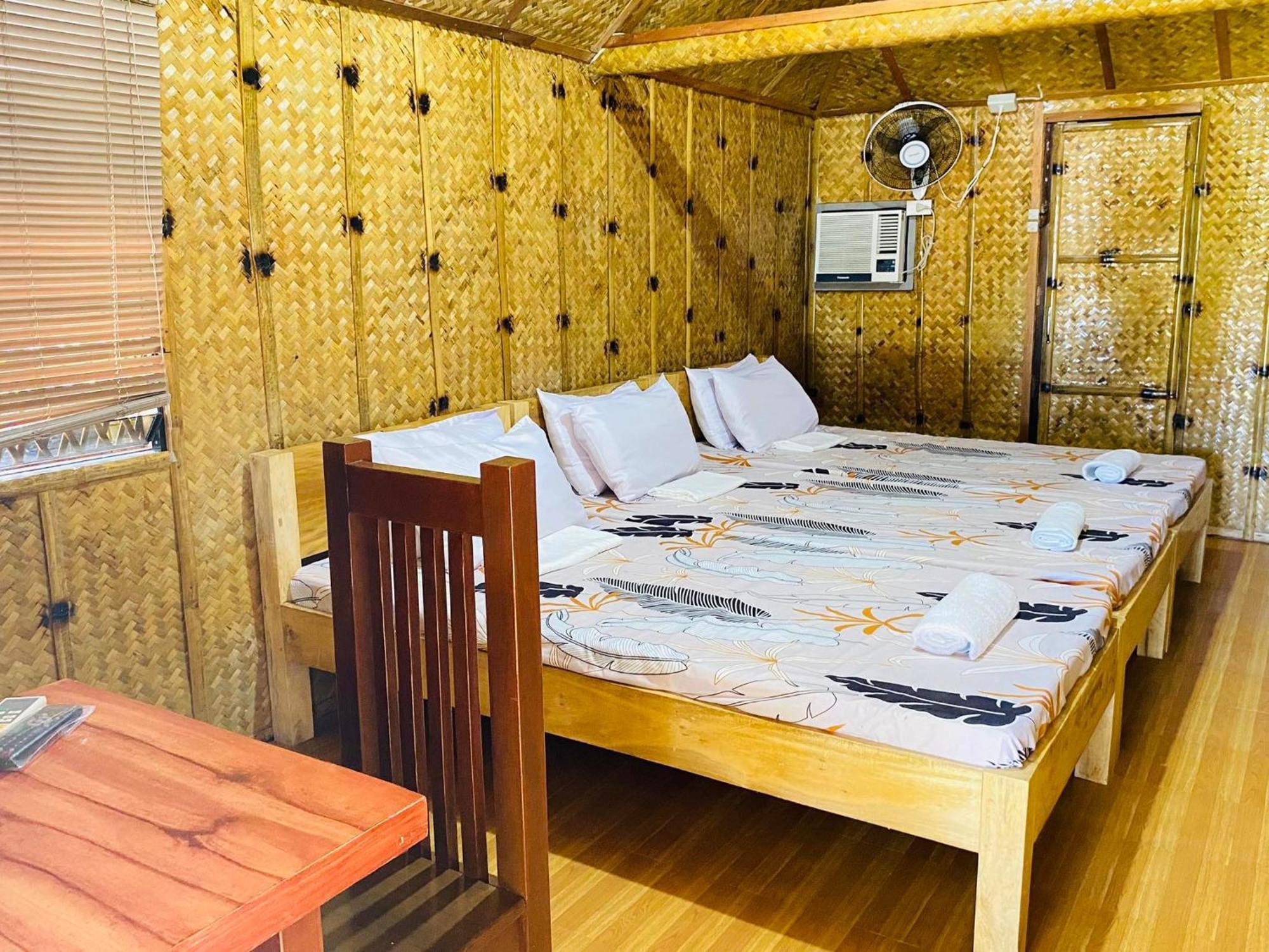 Roxas  Casa Gracia'S Hotel And Restaurant מראה חיצוני תמונה